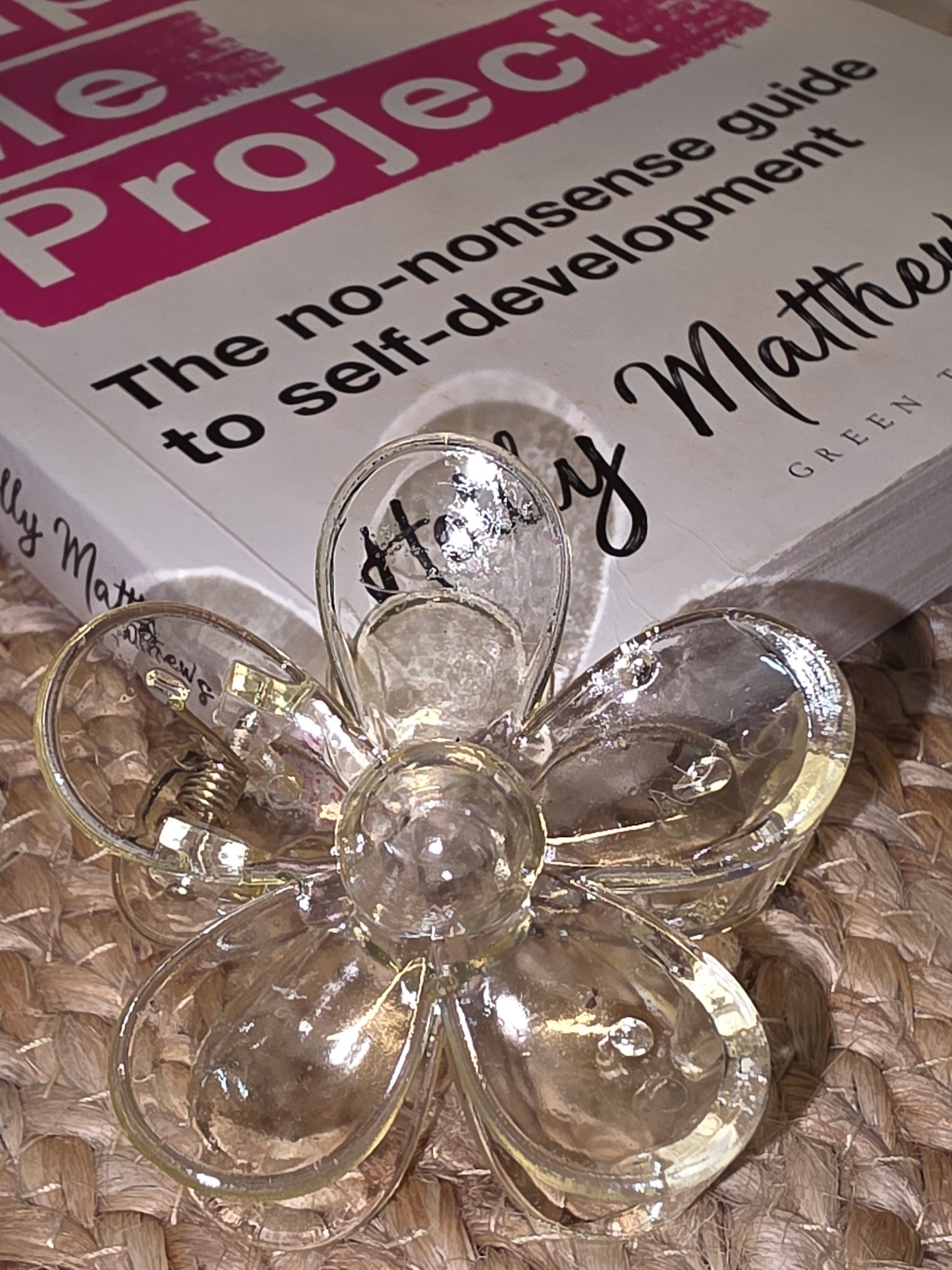 Flower claw clips