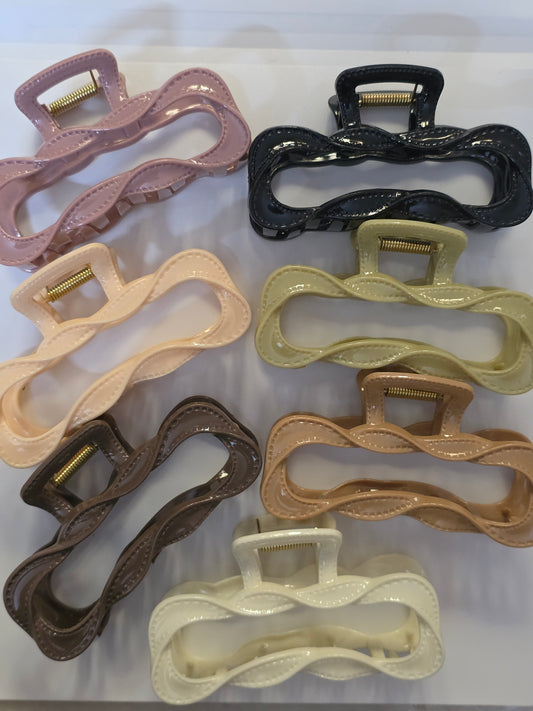 Pastel Wavy Clutches